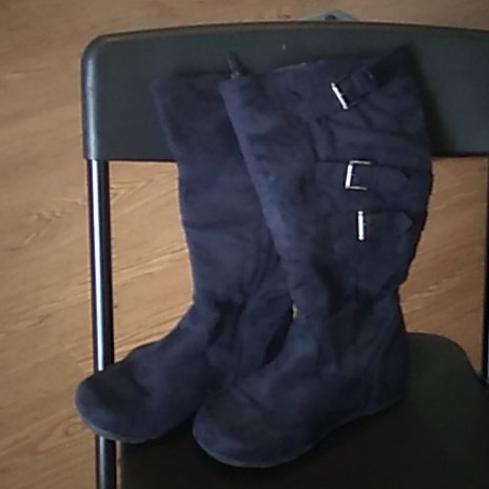 Blue Boots. In good condition!